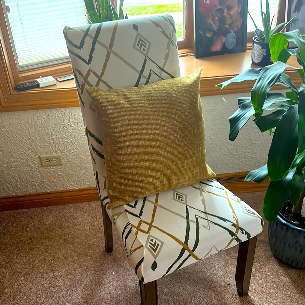 4 tribal print Dinning room chair covers (one-size fits most)